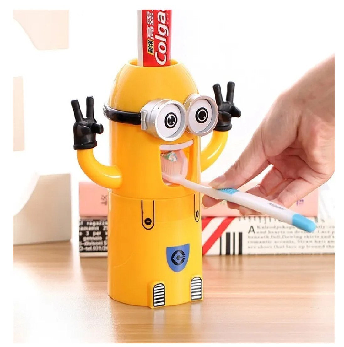 Minion Dispensador Pasta dental para niño